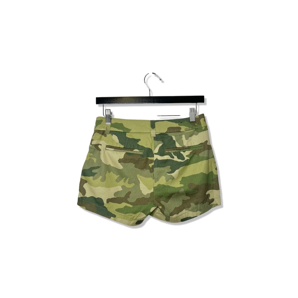 J. Crew Camo Shorts, Size 00 - Picture 2 of 4